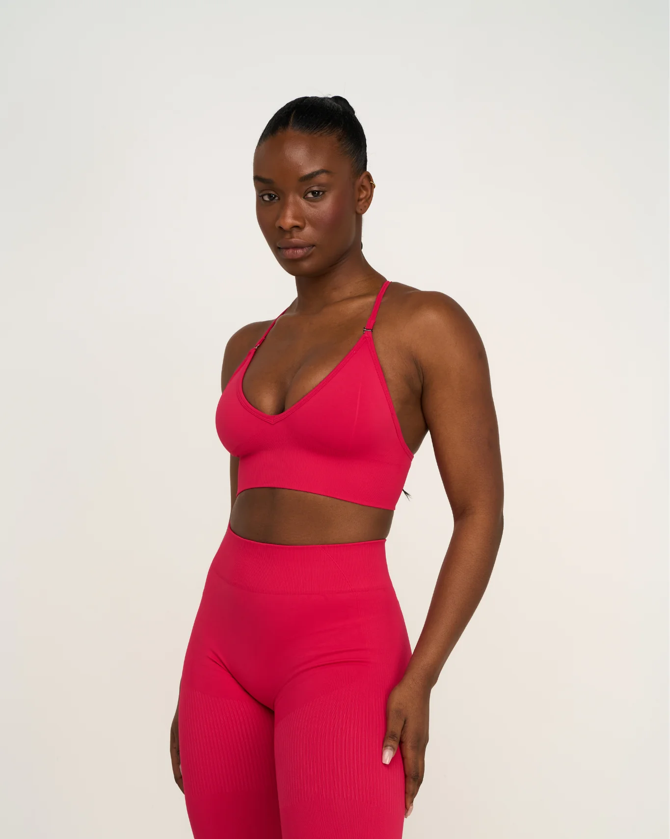 Elevate™ Multiway Sculpt Seamless Bra | Strawberry - Image 3