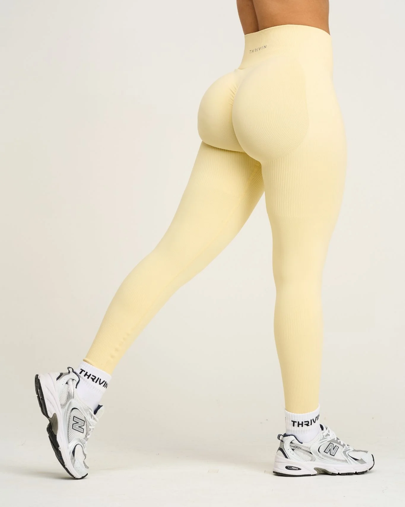 Elevate⢠Sculpting High Waist Scrunch Leggings | Golden Butter