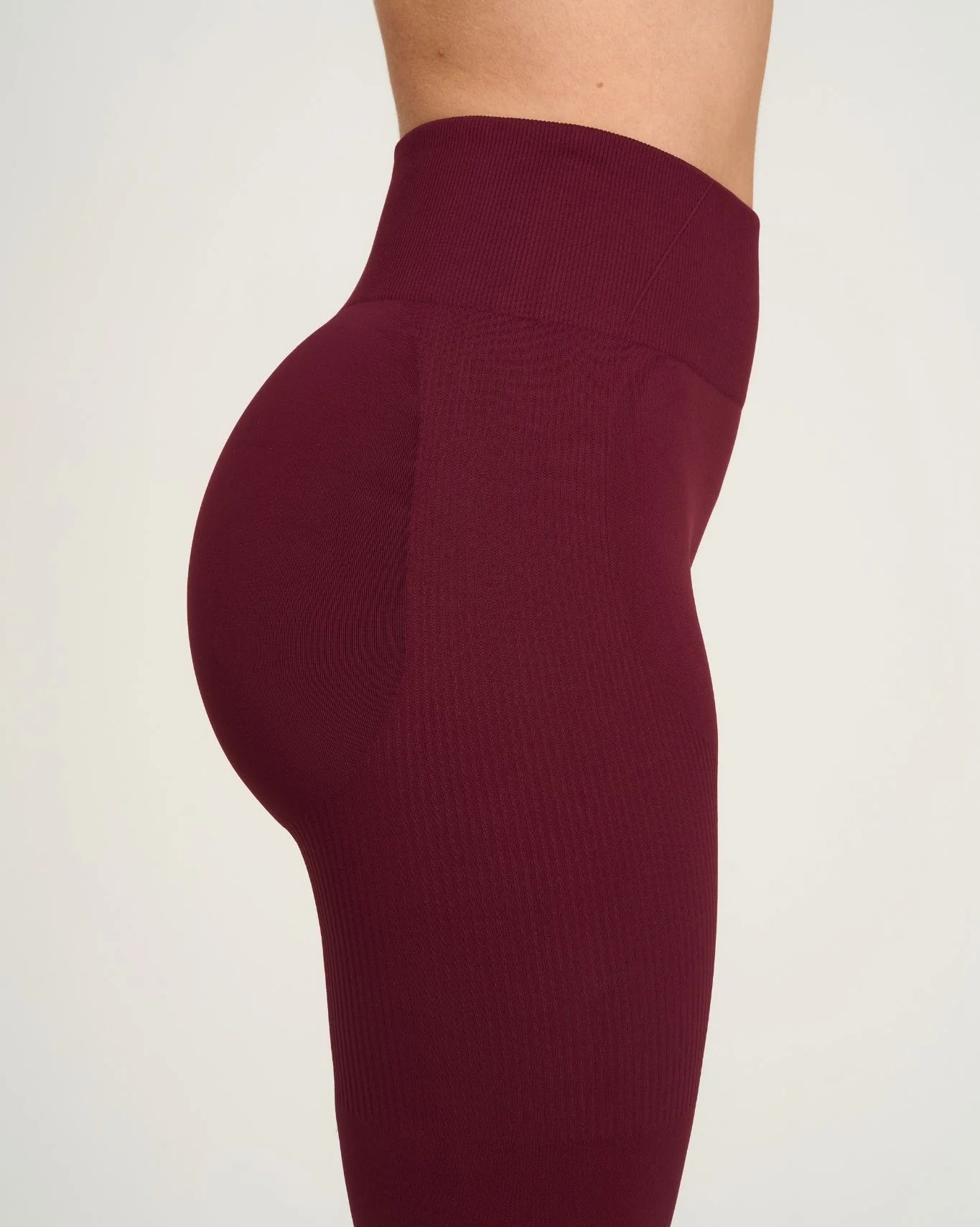 Elevate⢠Sculpting High Waist Scrunch Leggings | Merlot - Image 5