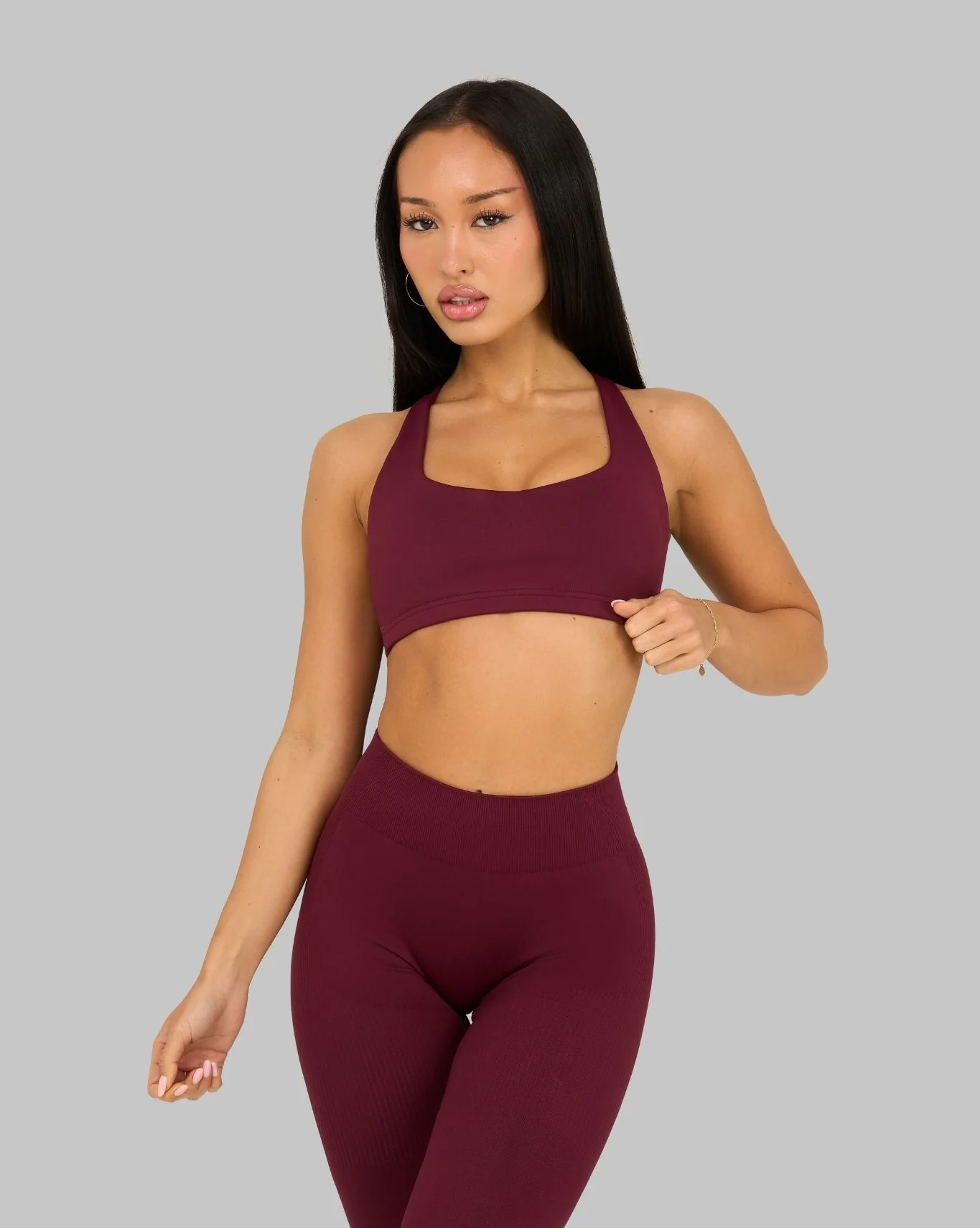 Elevate™ Sculpting Medium Impact Multiway Bra | Cranberry - Image 4