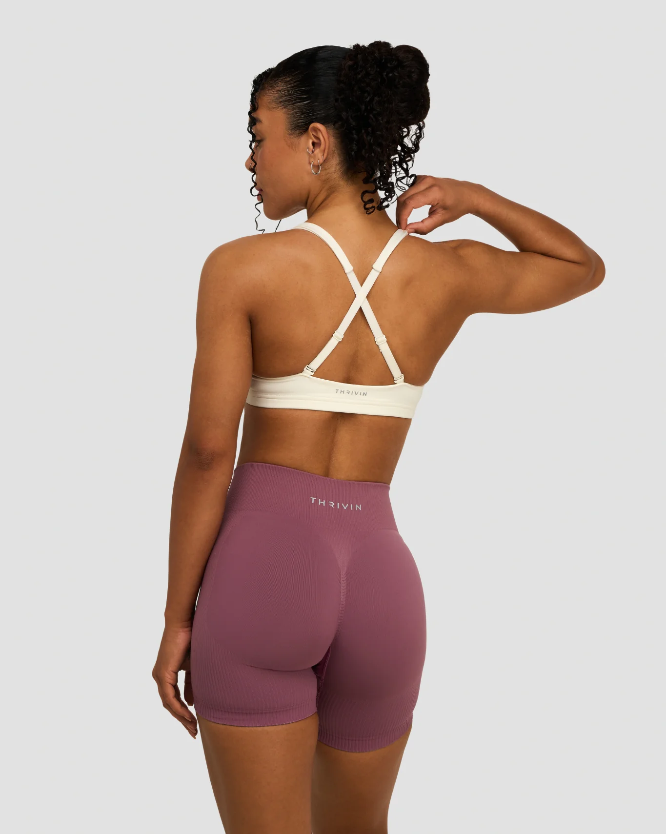 Elevate™ Sculpting Medium Impact Multiway Bra | Cream - Image 4