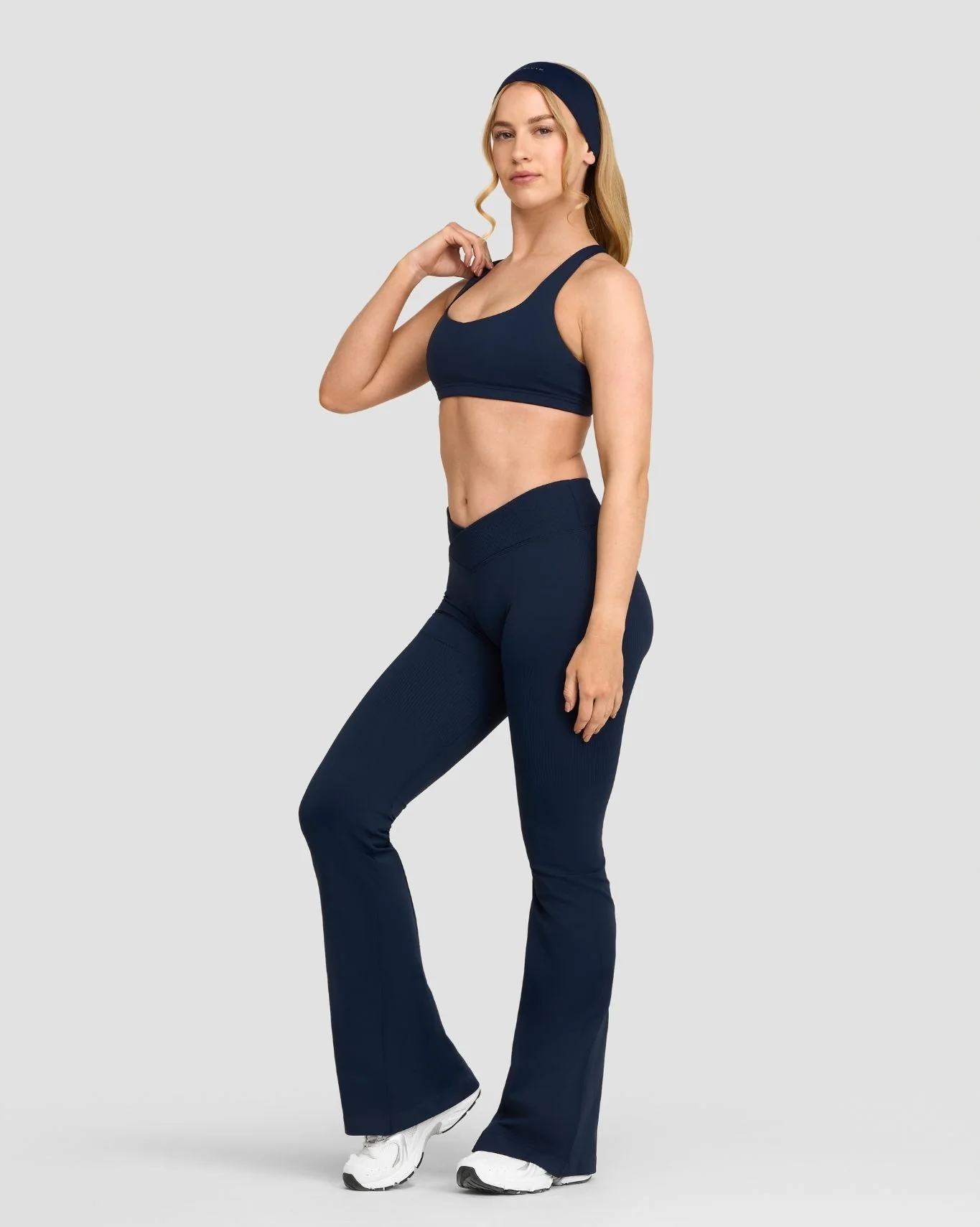 Elevate™ Sculpting Medium Impact Multiway Bra | Midnight Navy - Image 4