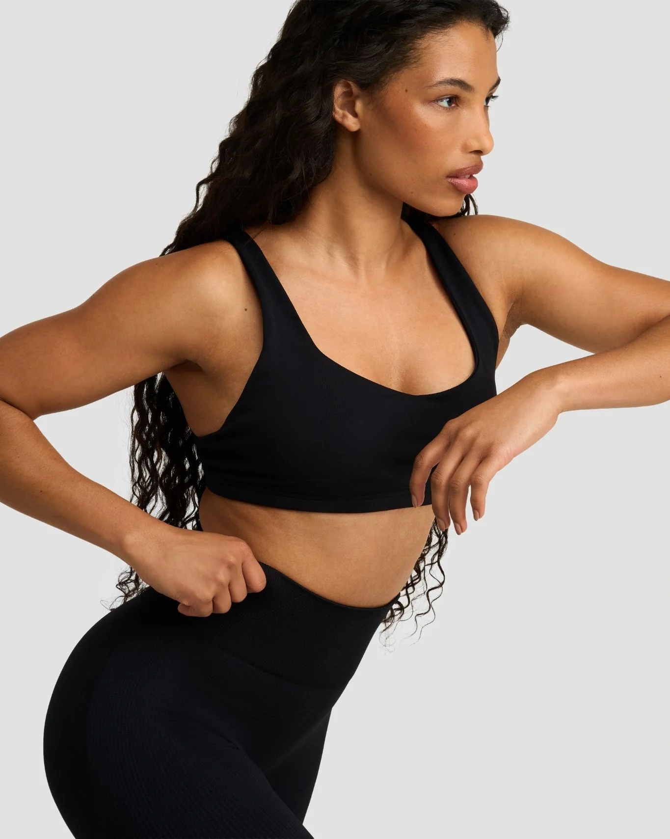 Elevate™ Sculpting Medium Impact Multiway Bra | Night Black - Image 3
