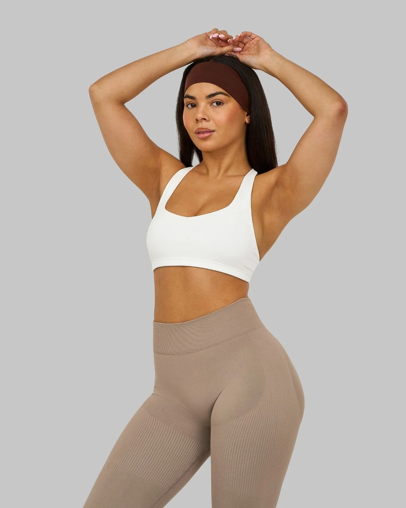 Elevate™ Sculpting Medium Impact Multiway Bra | White - Image 3