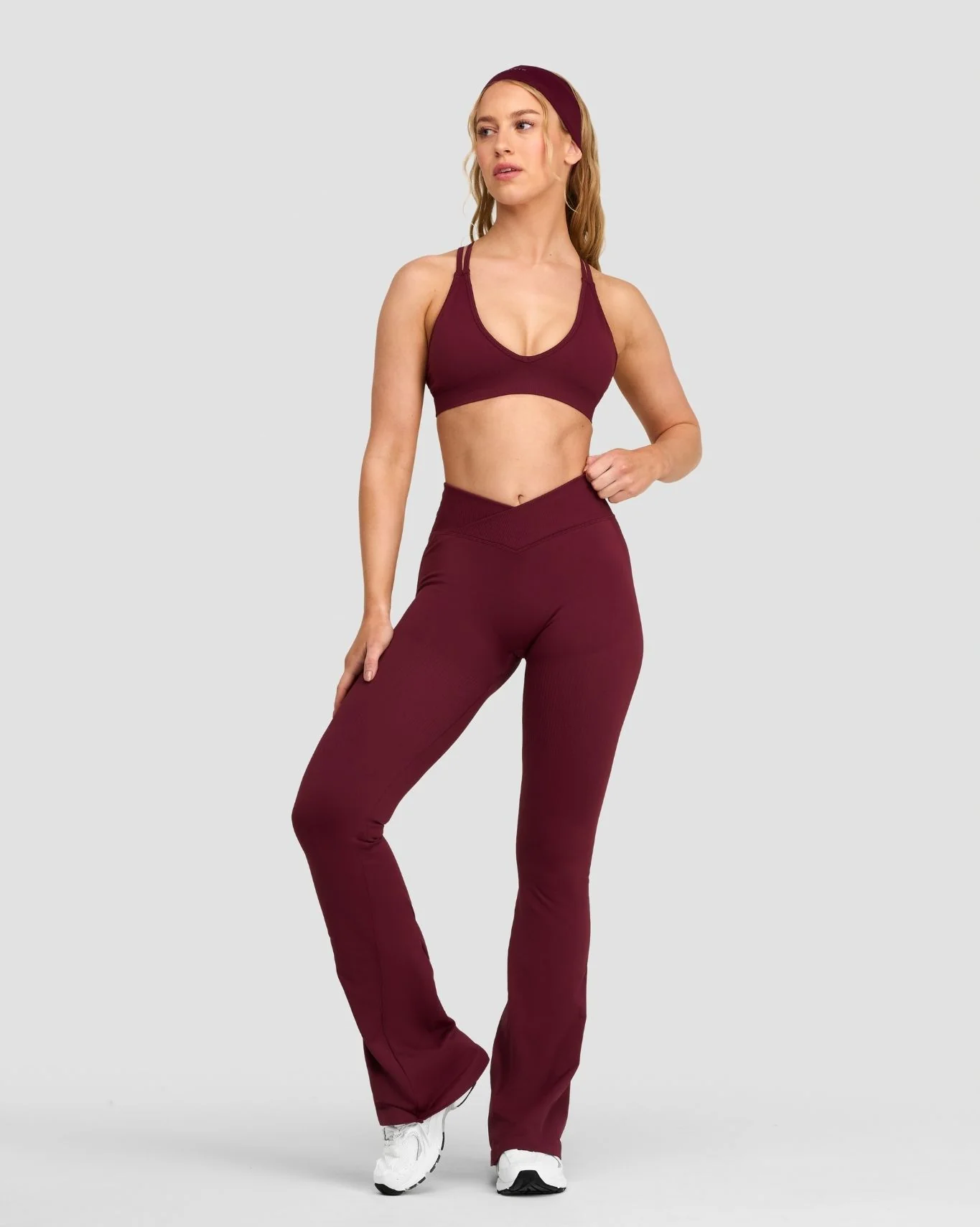 Elevate⢠Sculpting Mid V-Waist Scrunch Flare | Merlot - Image 3