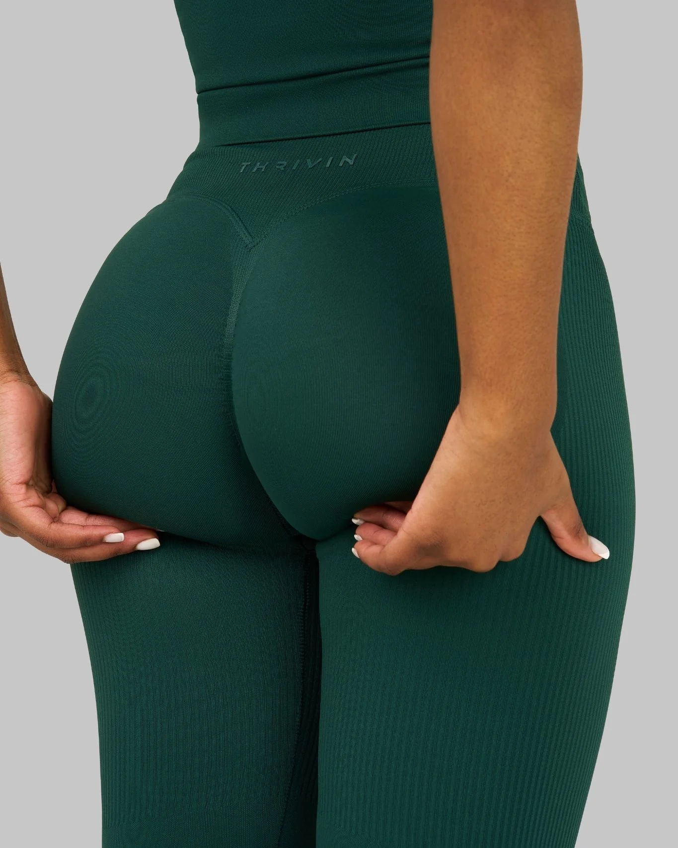 Elevate™ Sculpting Mid V-Waist Scrunch Flare | Pine Green - Image 2