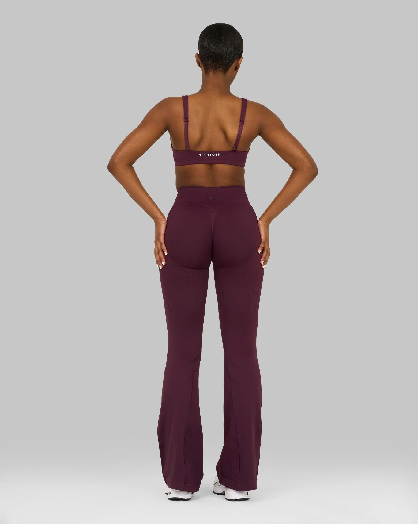Elevate⢠Sculpting Mid V-Waist Scrunch Flare | Winter Plum - Image 4