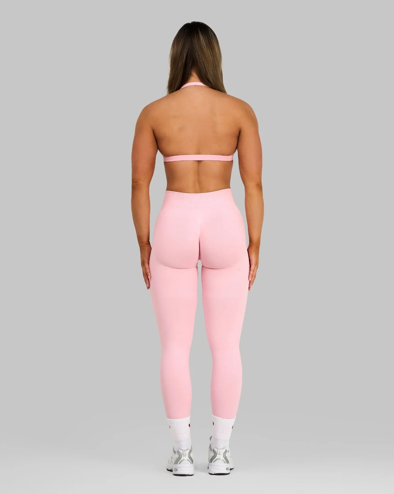 Elevate⢠Sculpting Mid Waist Scrunch Leggings | Cotton Pink - Image 5