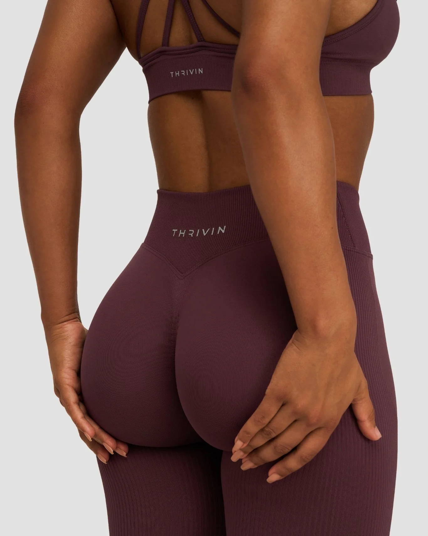 Elevate⢠Sculpting Mid Waist Scrunch Leggings | Dark Mauve - Image 2
