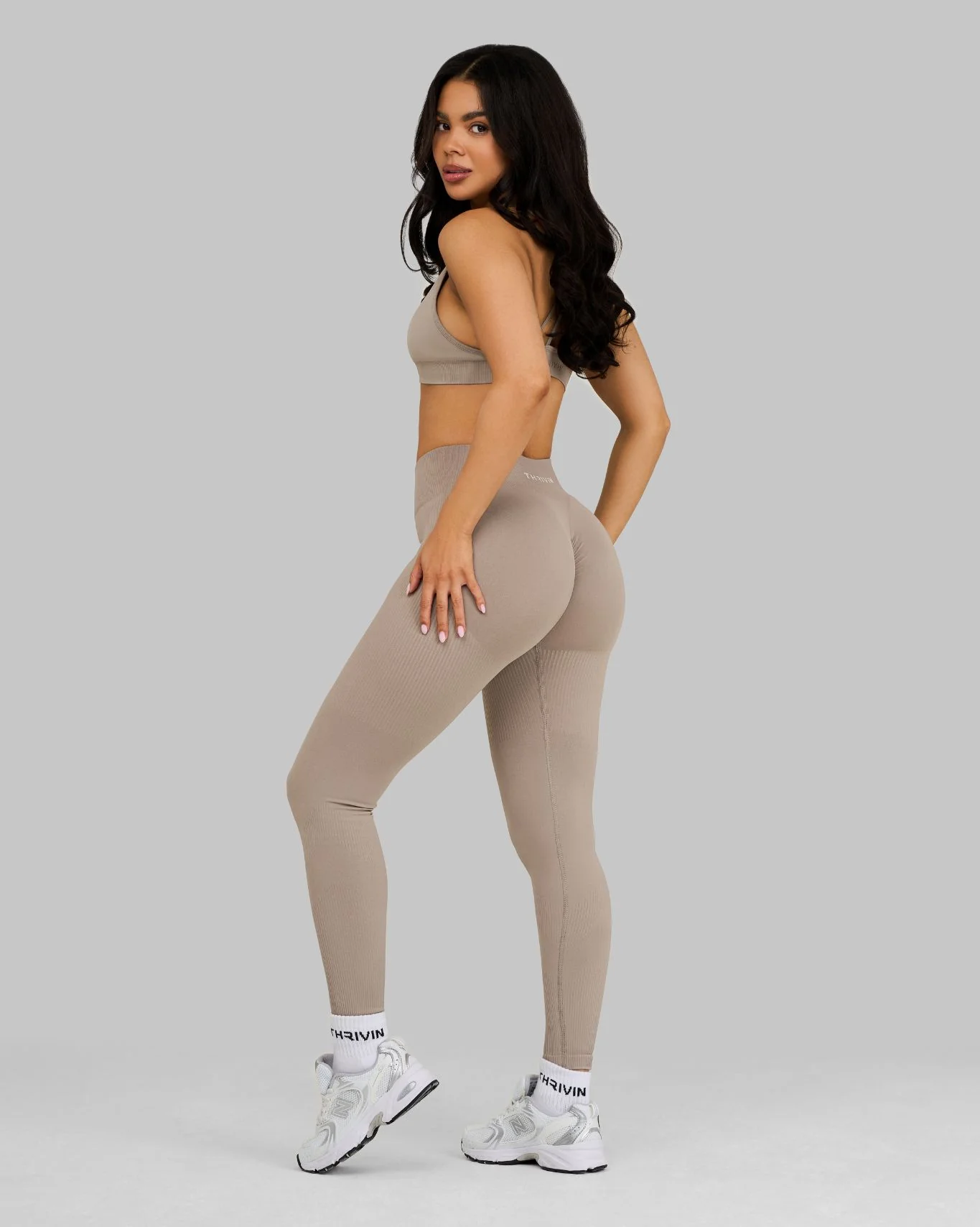 Elevate™ Sculpting Mid Waist Scrunch Leggings | Latte - Image 5