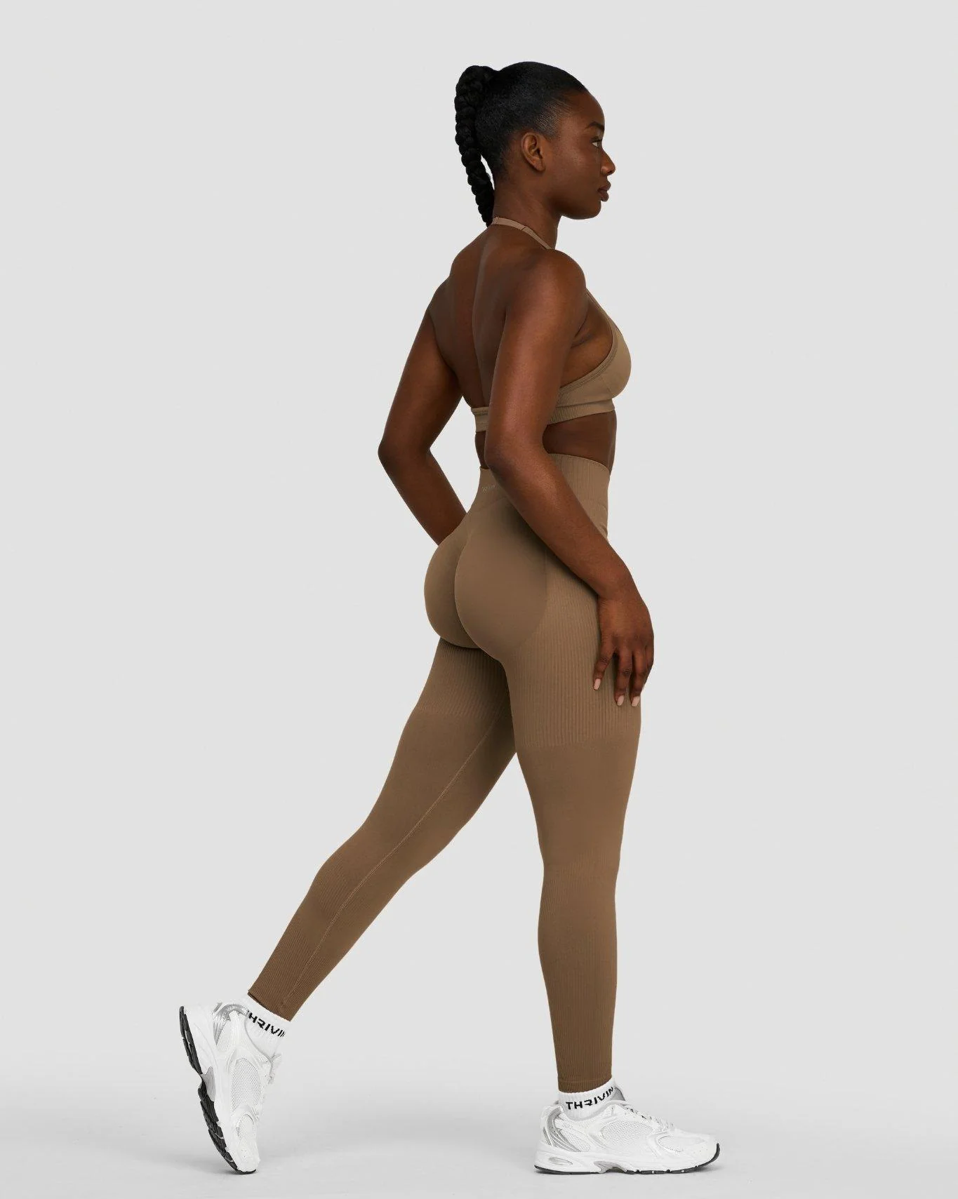 Elevate™ Sculpting Mid Waist Scrunch Leggings | Toffee - Image 4