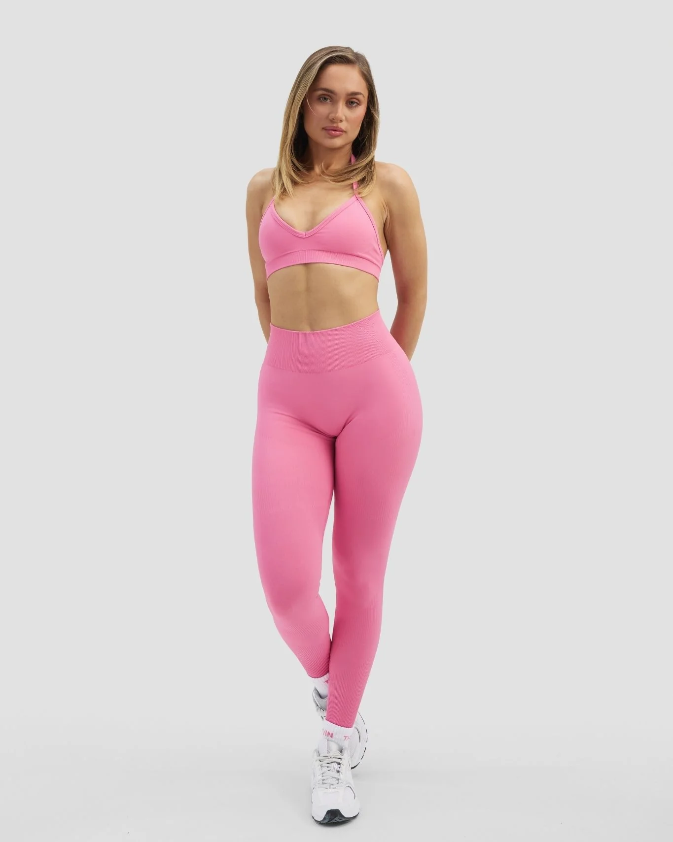 Elevate™ Sculpting Seamless Adjustable Halter Bra | Bubble Pink - Image 4