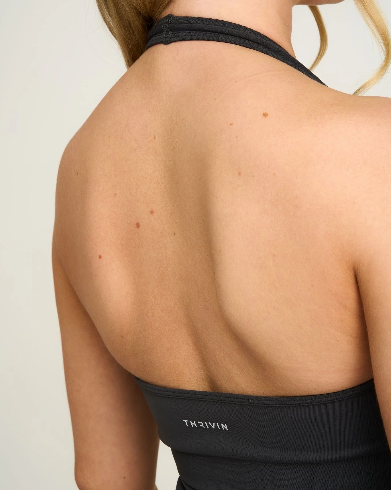 Elevate™ Sculpting Seamless Halterneck Top | Charcoal Grey - Image 4