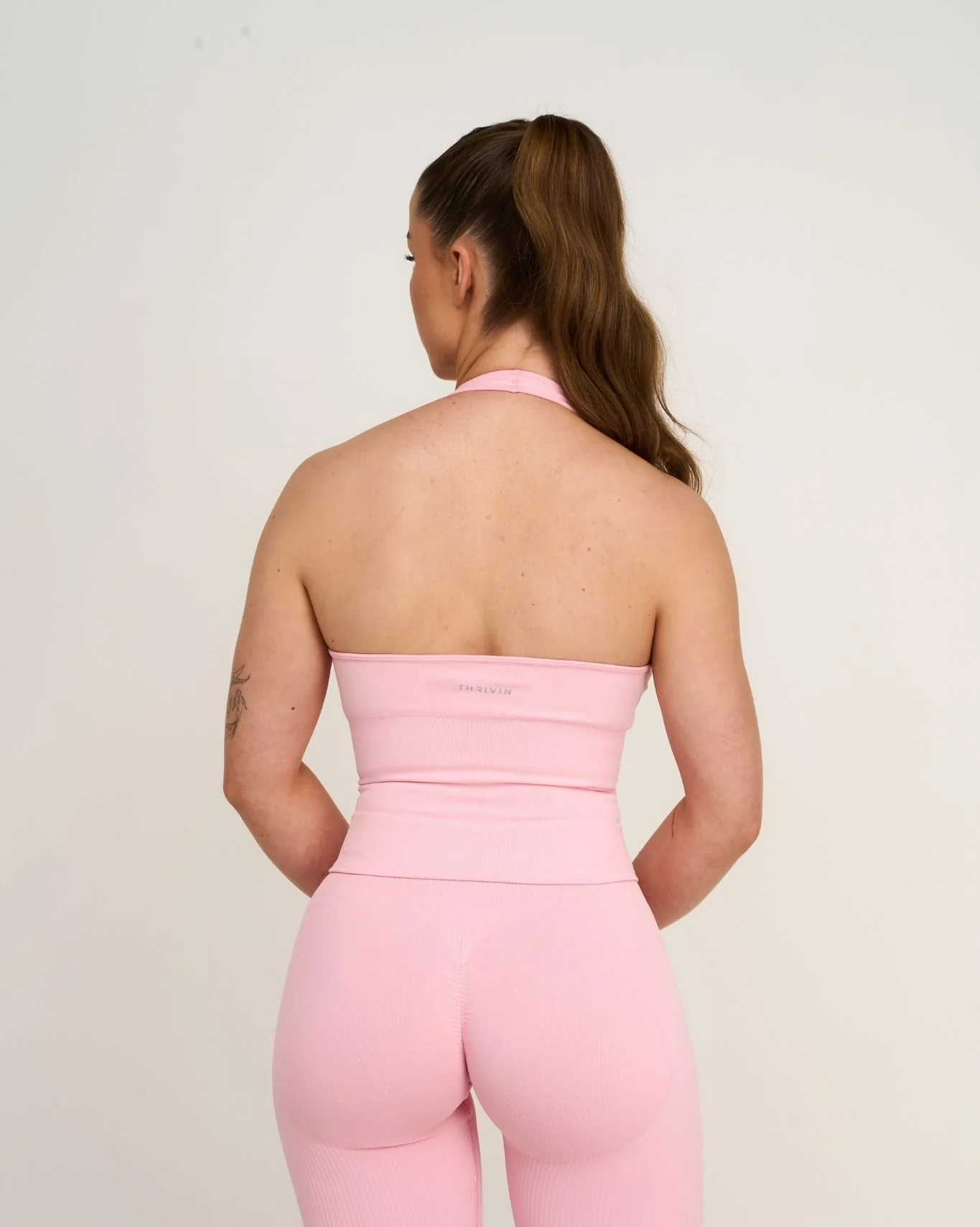 Elevate⢠Sculpting Seamless Halterneck Top | Cotton Pink - Image 5