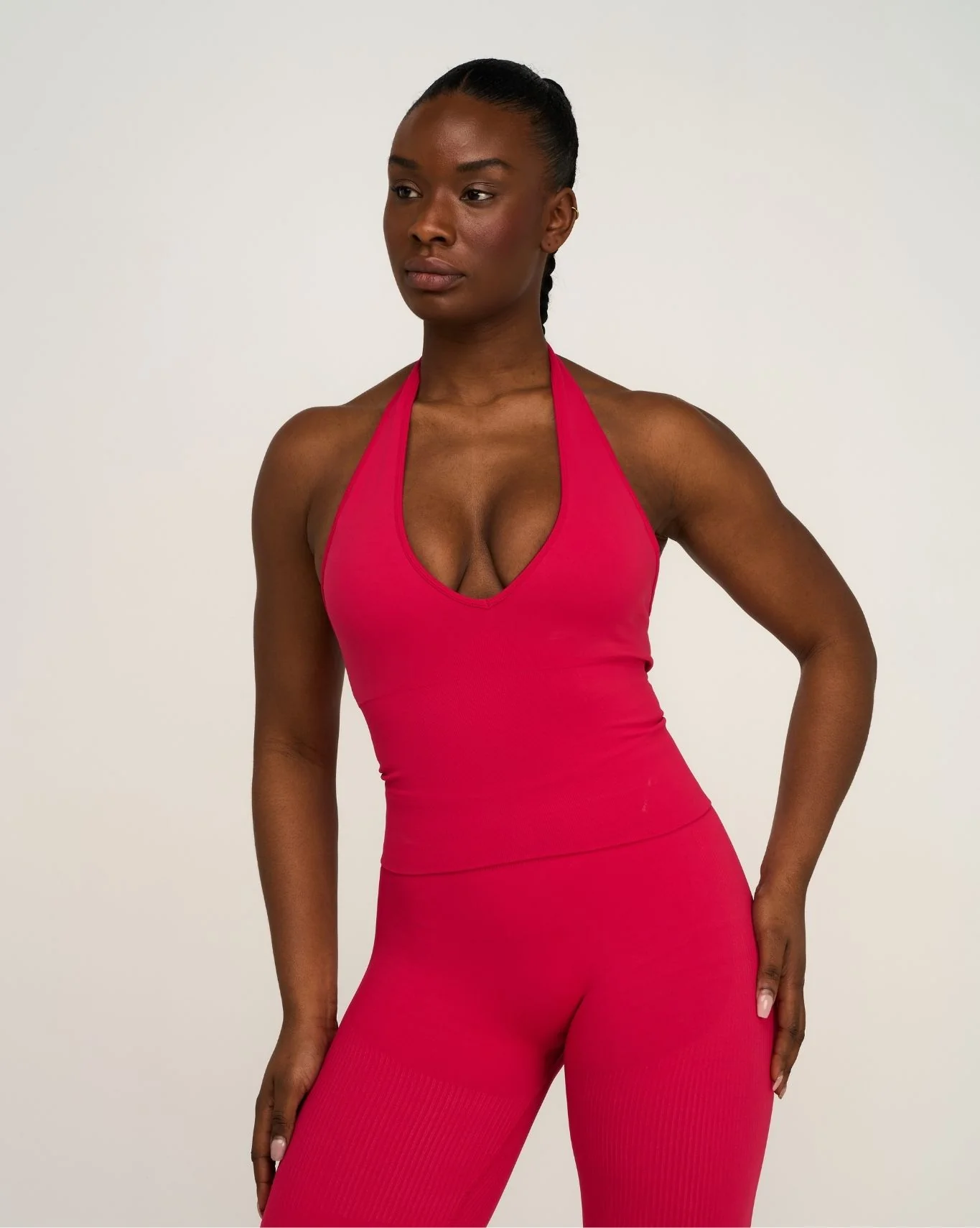 Elevate⢠Sculpting Seamless Halterneck Top | Strawberry - Image 3