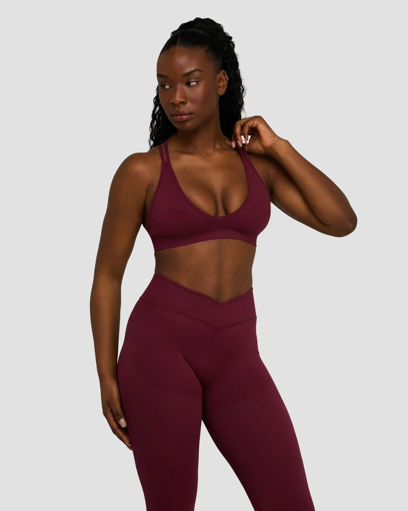 Elevate⢠Sculpting Seamless High Apex Bra | Merlot - Image 4