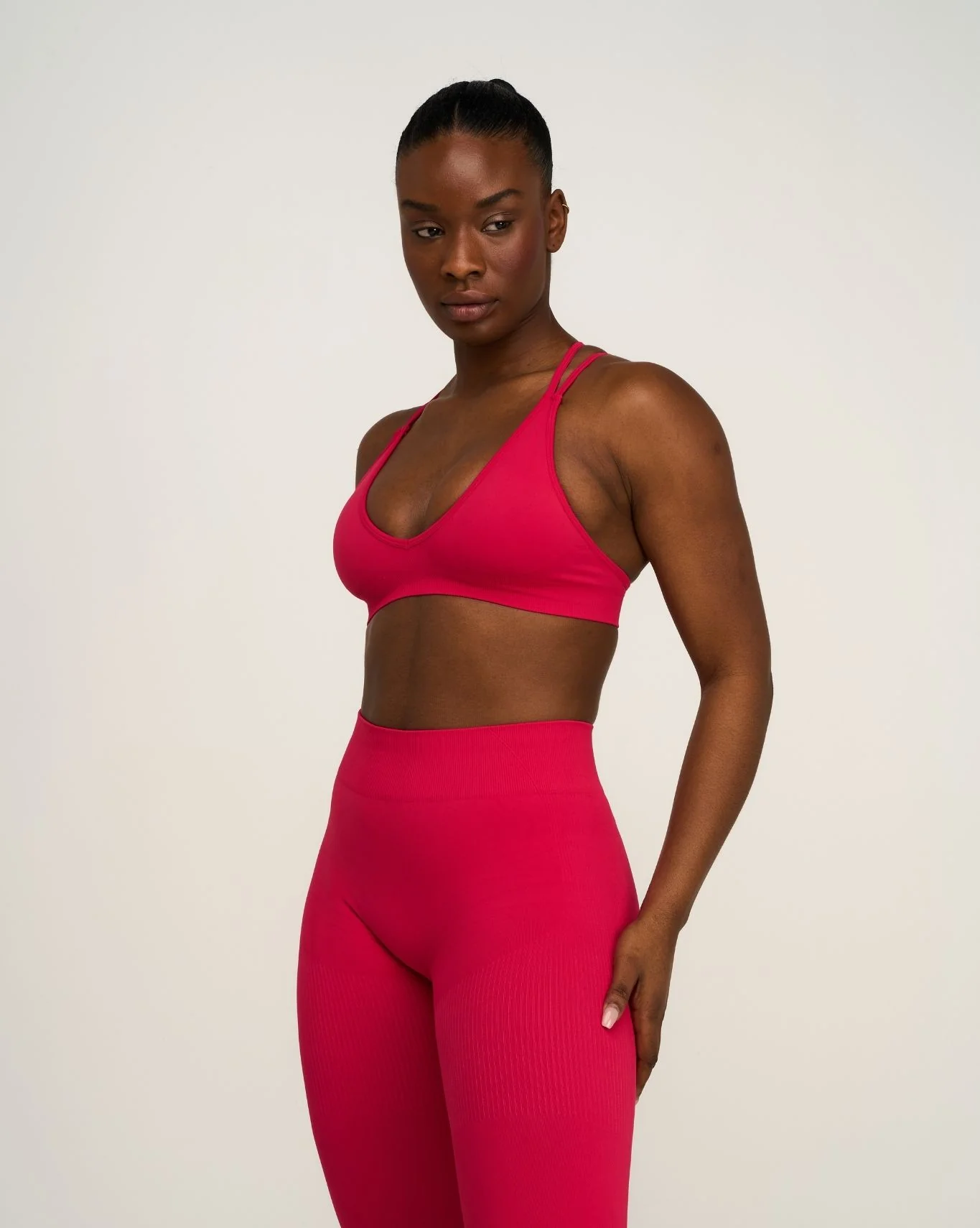 Elevate⢠Sculpting Seamless High Apex Bra | Strawberry