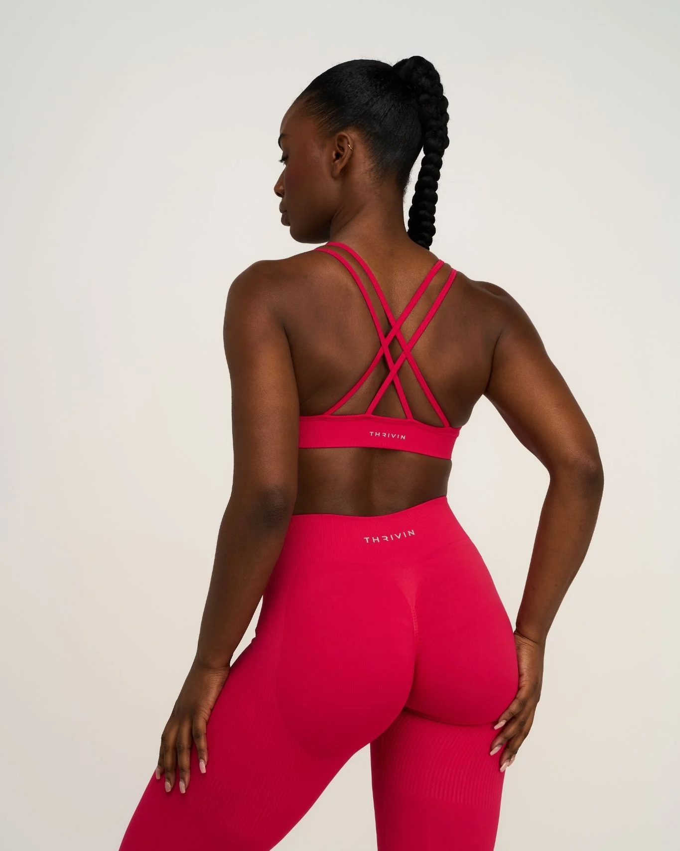 Elevate⢠Sculpting Seamless High Apex Bra | Strawberry - Image 2