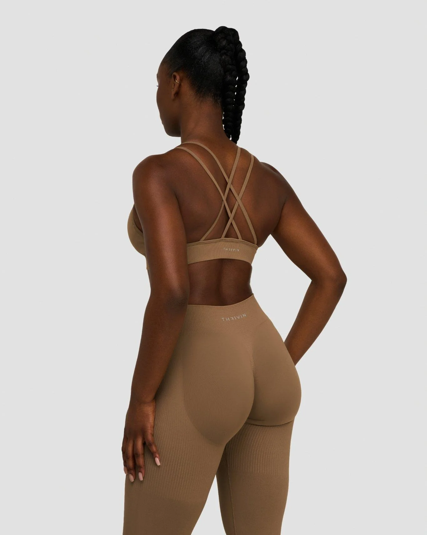 Elevate⢠Sculpting Seamless High Apex Bra | Toffee - Image 3