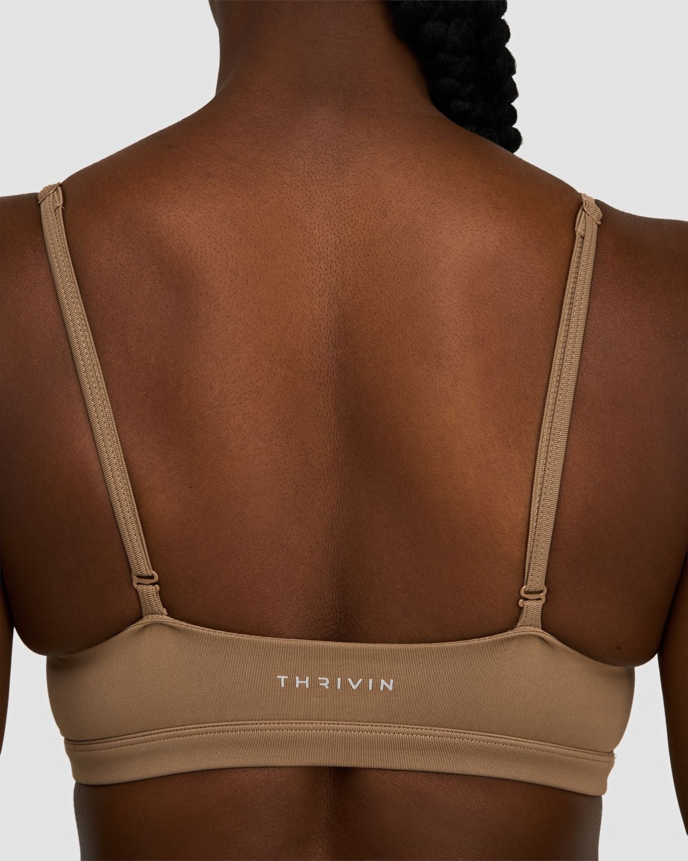 Elevate⢠Sculpting Seamless Scoop Neck Bra | Toffee - Image 4