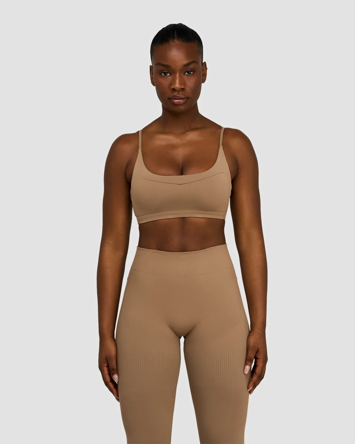 Elevate⢠Sculpting Seamless Scoop Neck Bra | Toffee - Image 5