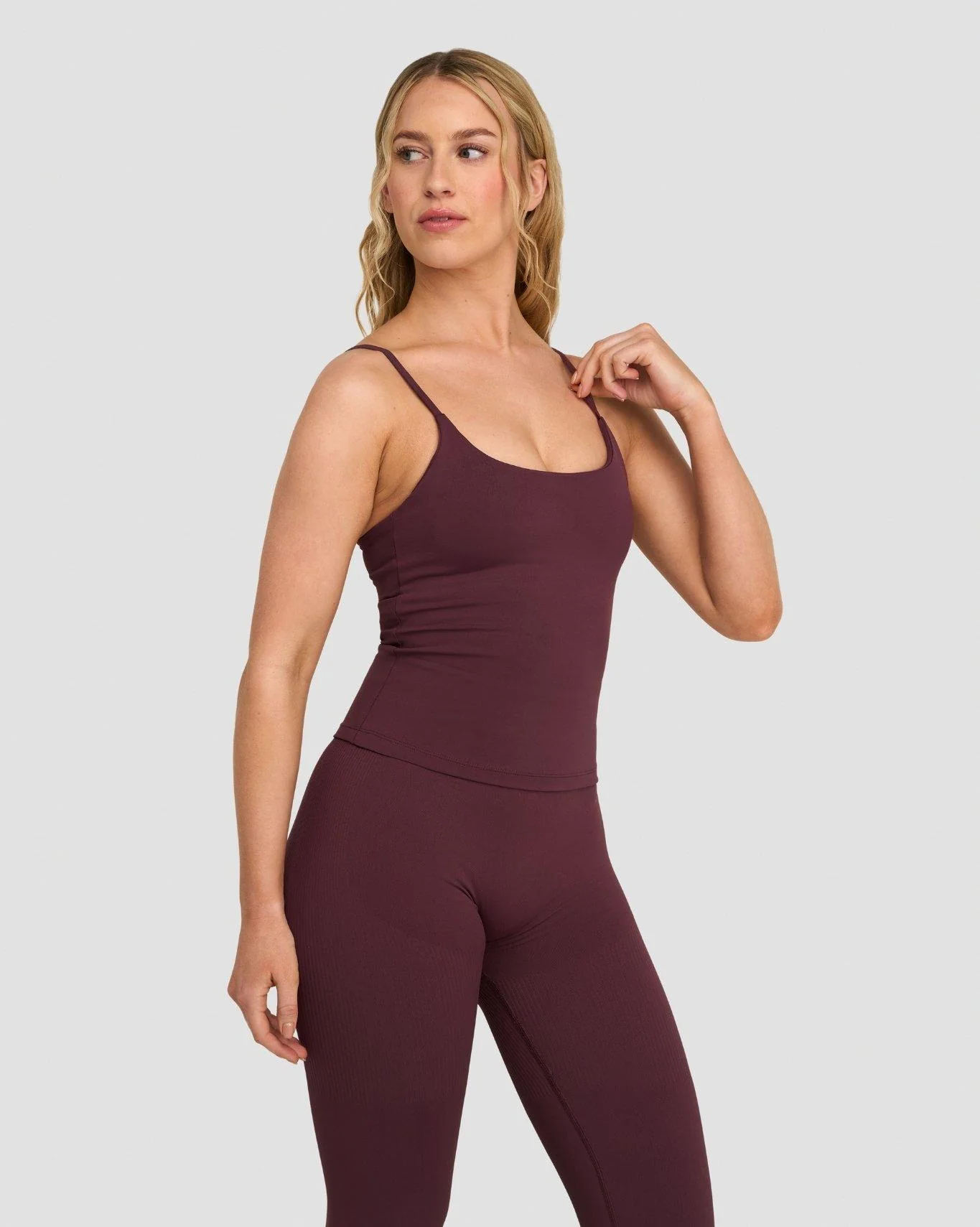 Elevate⢠Sculpting Seamless Scoop Neck Cami | Dark Mauve - Image 3