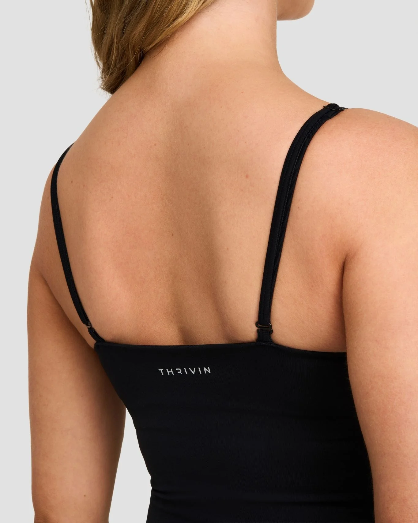 Elevate⢠Sculpting Seamless Scoop Neck Cami | Night Black - Image 2