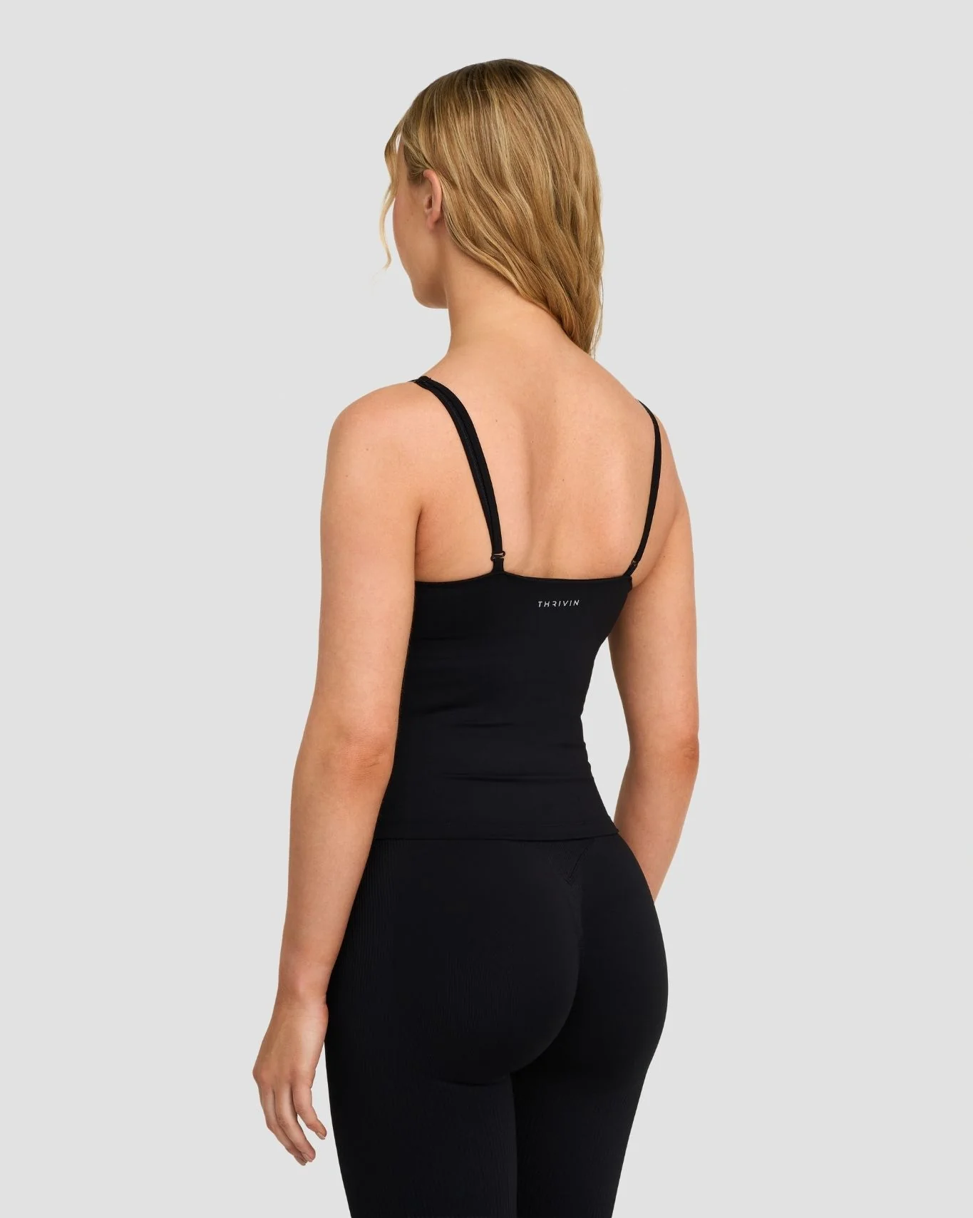 Elevate⢠Sculpting Seamless Scoop Neck Cami | Night Black - Image 5