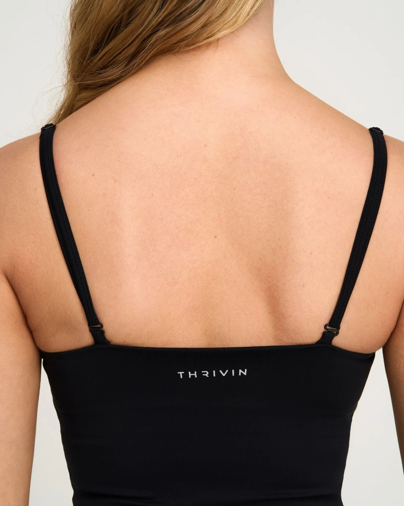Elevate⢠Sculpting Seamless Scoop Neck Cami | Night Black - Image 6