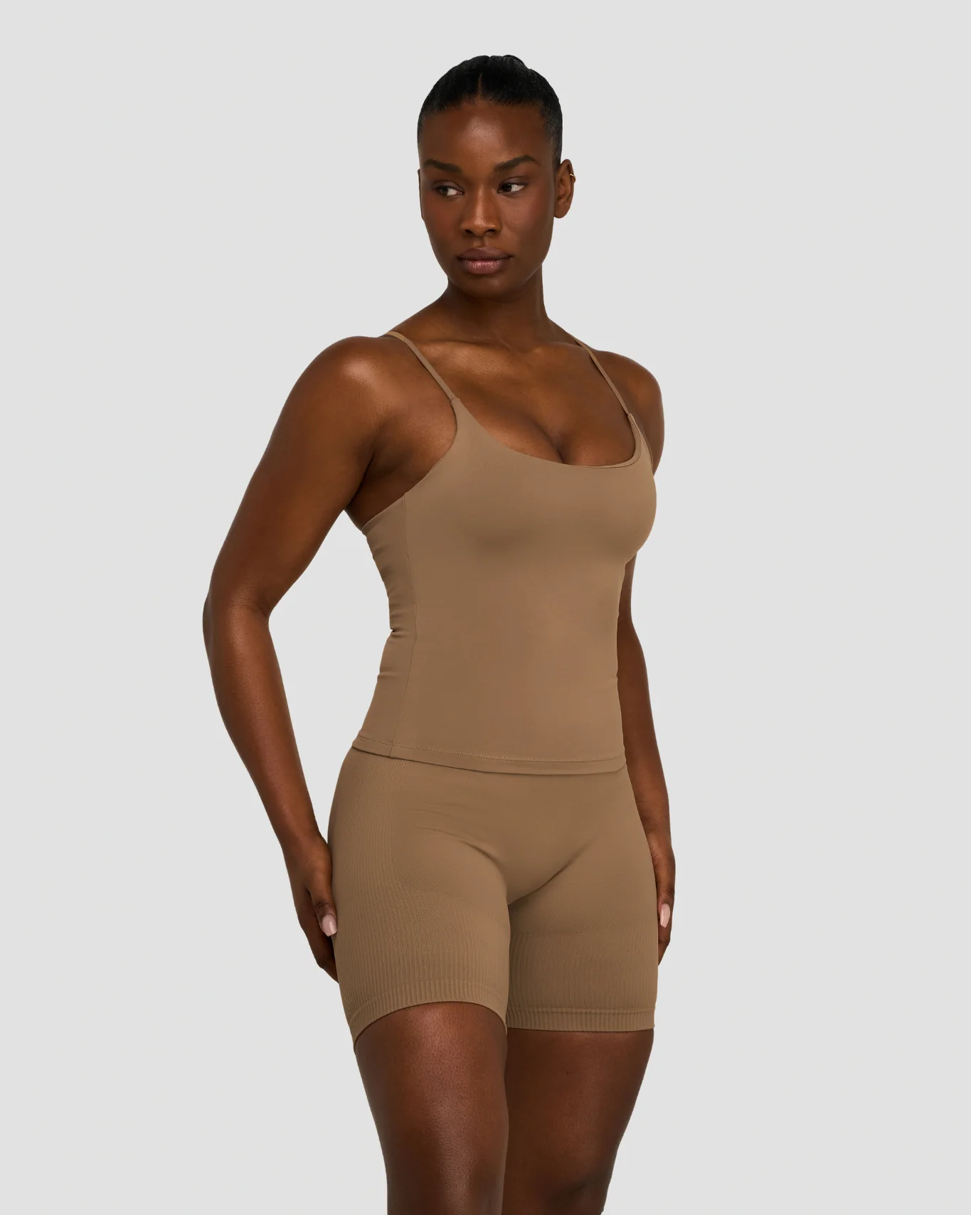 Elevate⢠Sculpting Seamless Scoop Neck Cami | Toffee