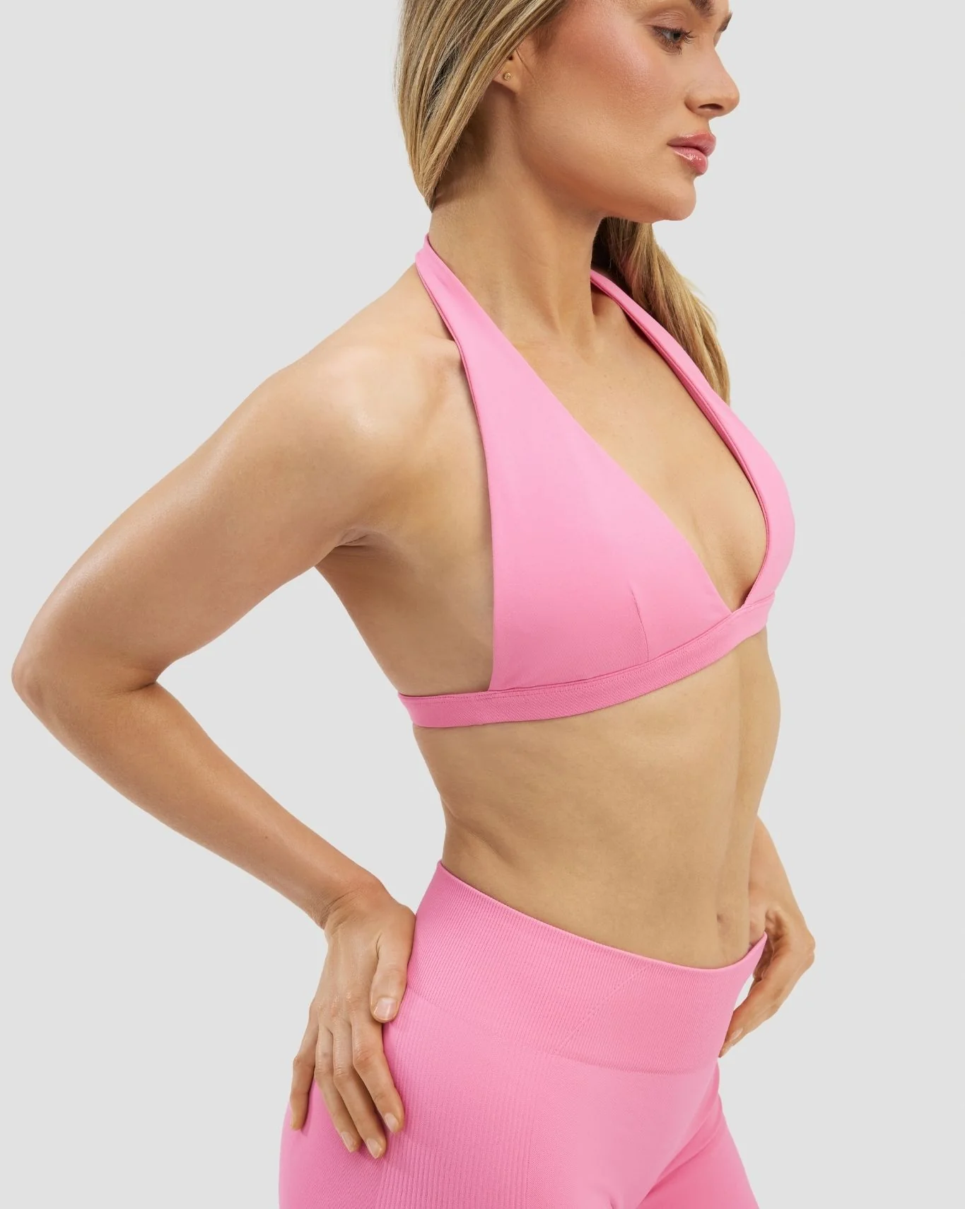 Elevate⢠Sculpting Seamless V-Neck Halter Bra | Bubble Pink - Image 7