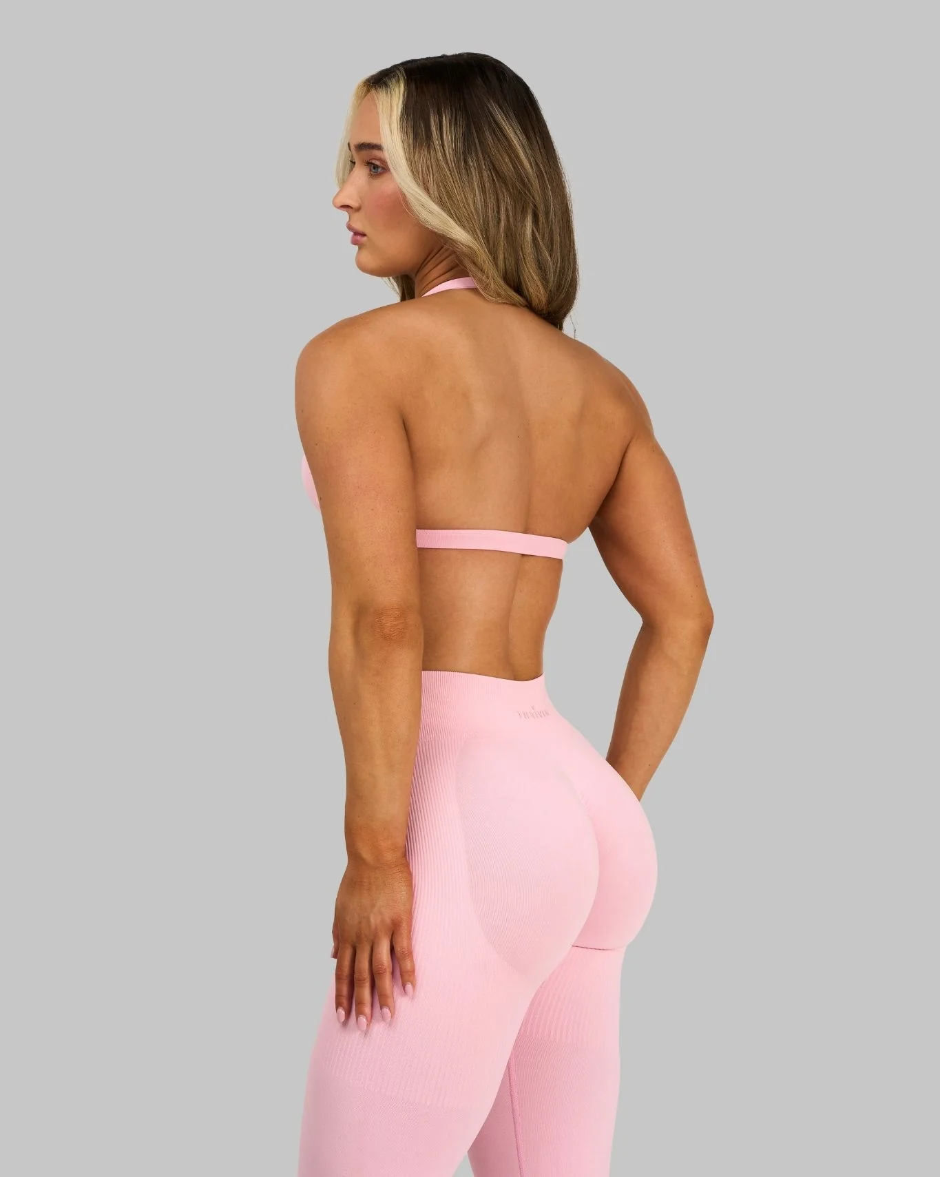 Elevate⢠Sculpting Seamless V-Neck Halter Bra | Cotton Pink - Image 2