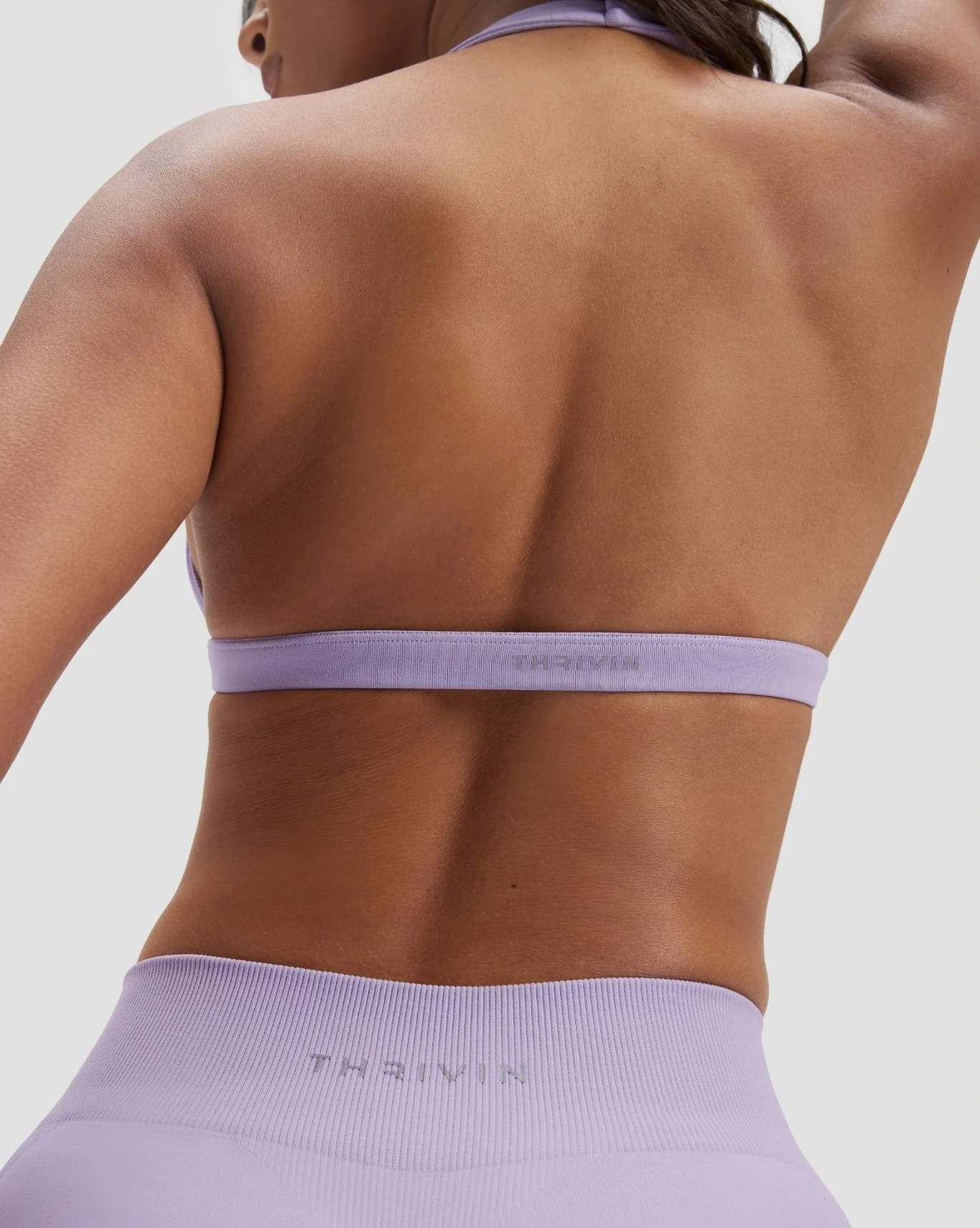 Elevate⢠Sculpting Seamless V-Neck Halter Bra | Lilac - Image 4