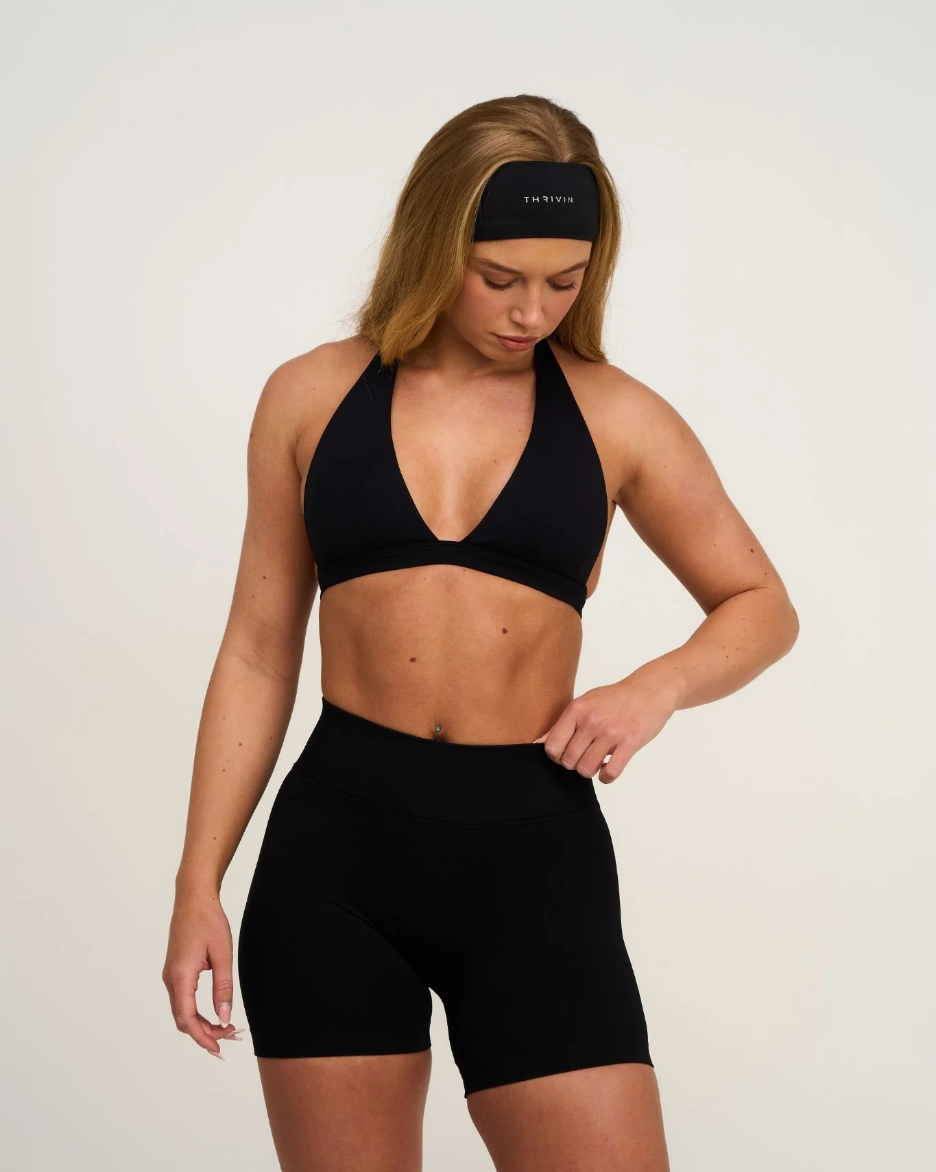 Elevate⢠Sculpting Seamless V-Neck Halter Bra | Night Black - Image 4